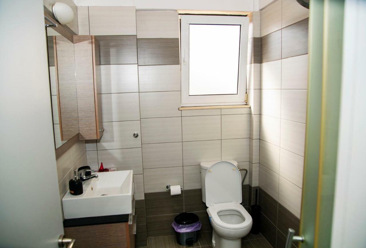 Catherine'S Comfort Apartment No2 Lavrion Bagian luar foto