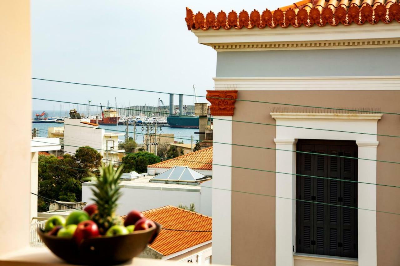 Catherine'S Comfort Apartment No2 Lavrion Bagian luar foto