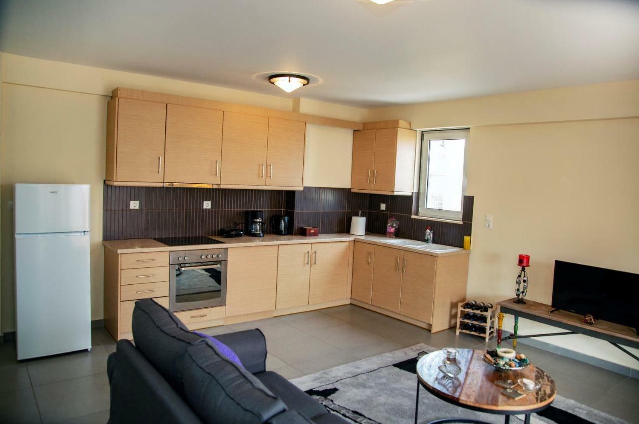 Catherine'S Comfort Apartment No2 Lavrion Bagian luar foto